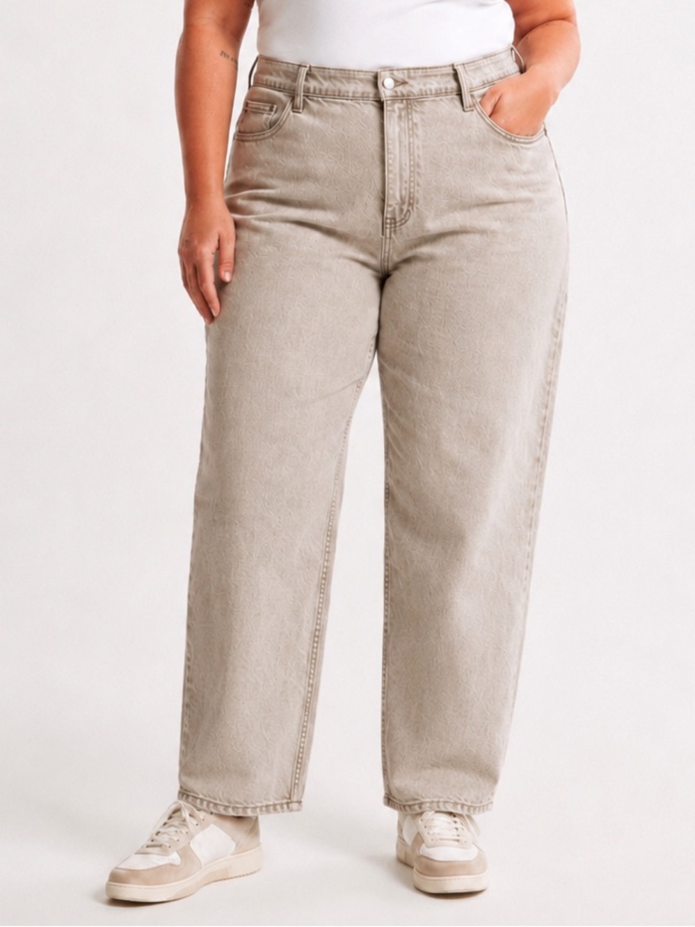 Abercrombie Curve Love 90s Straight Jeans Beige Size 22 Short Taupe